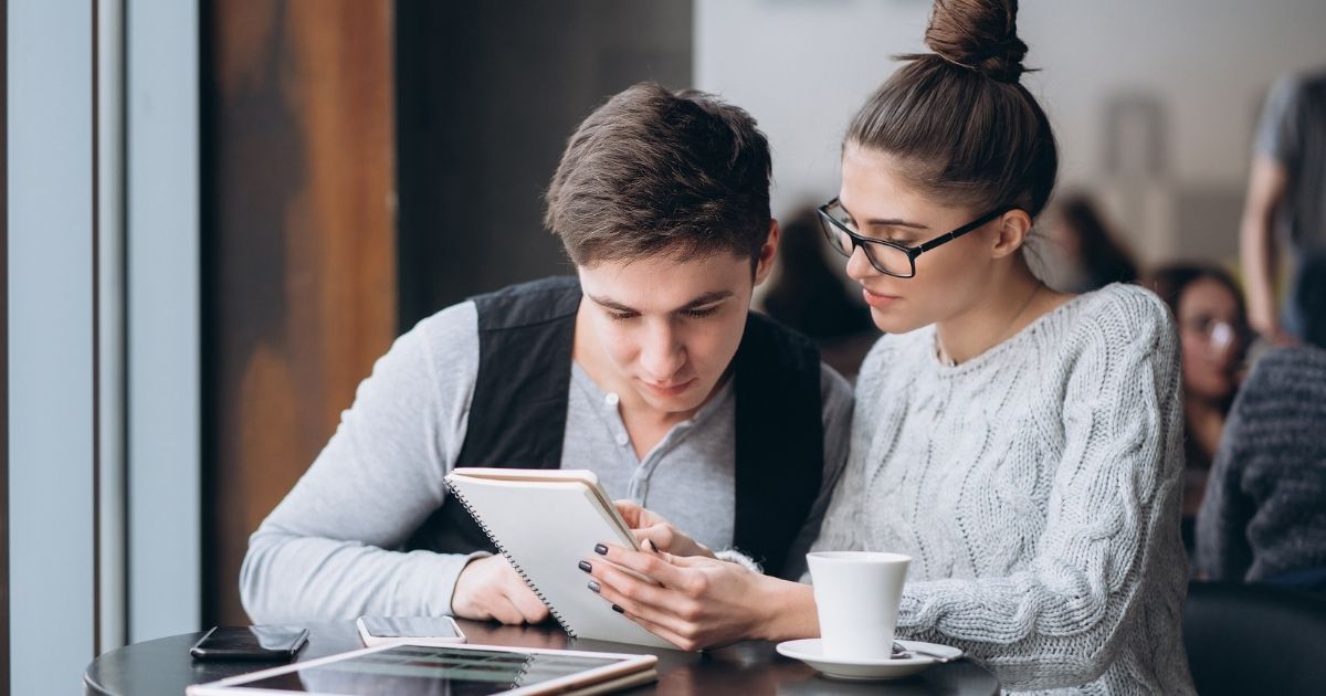 Do college students usually get money back from taxes? Leia aqui Do